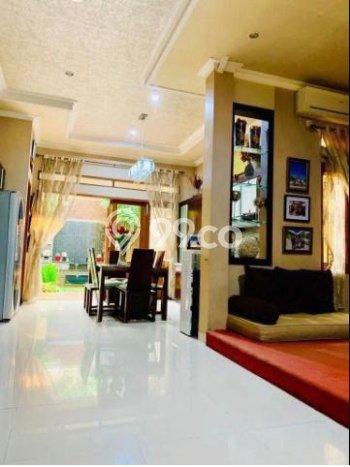 Rumah Elit Modern Tanpa Renovasi di Pejaten Jakarta Selatan Rumah Elit Modern Tanpa Renovasi di Pejaten Jakarta Selatan
