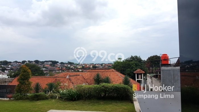 Rumah Eksklusif Dijual LT 600m2 di Gajah Mungkur, Semarang Rumah Eksklusif Dijual LT 600m2 di Gajah Mungkur, Semarang