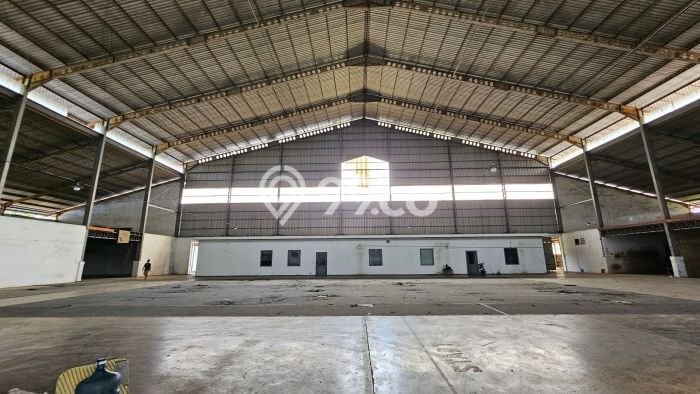 Unit Gudang Paling Strategis di Mijen Semarang dengan LB 4080m2 Unit Gudang Paling Strategis di Mijen Semarang dengan LB 4080m2
