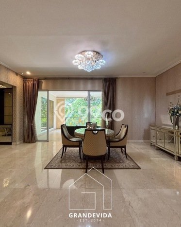 Hunian Mewah LB 656m2 Siap Pakai Desain Elegan di Lebak Bulus, Jakarta Selatan Hunian Mewah LB 656m2 Siap Pakai Desain Elegan di Lebak Bulus, Jakarta Selatan
