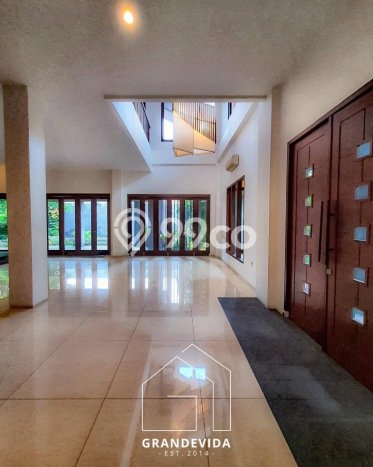 Rumah Mewah LB 900m2 Siap Huni Desain Elegan di Pondok Indah, Jakarta Selatan Rumah Mewah LB 900m2 Siap Huni Desain Elegan di Pondok Indah, Jakarta Selatan