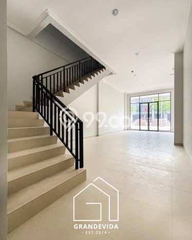Area Ramai! Ruko Dijual di Cilandak untuk Bisnis Luas Bangunan 236m2 Area Ramai! Ruko Dijual di Cilandak untuk Bisnis Luas Bangunan 236m2