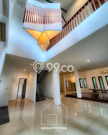 Rumah Mewah LB 900m2 Siap Huni Desain Elegan di Pondok Indah, Jakarta Selatan Rumah Mewah LB 900m2 Siap Huni Desain Elegan di Pondok Indah, Jakarta Selatan