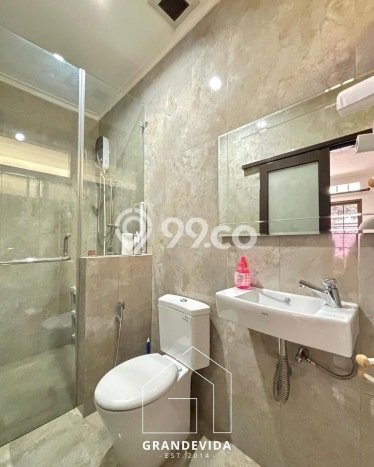 Dijual Rumah Premium dengan Fasilitas Sekitar Komplit di Kebayoran Baru, Jakarta Selatan Dijual Rumah Premium dengan Fasilitas Sekitar Komplit di Kebayoran Baru, Jakarta Selatan