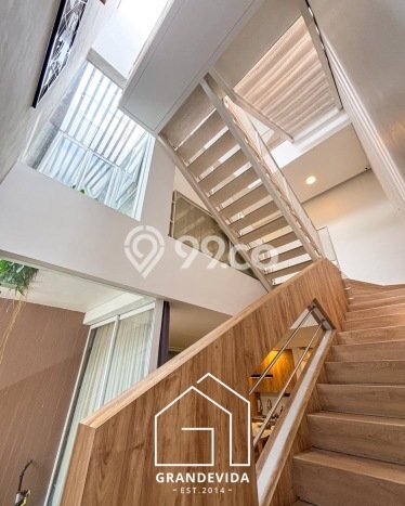 Rumah Luxury Modern Siap Huni di Cipete Jakarta Selatan Rumah Luxury Modern Siap Huni di Cipete Jakarta Selatan