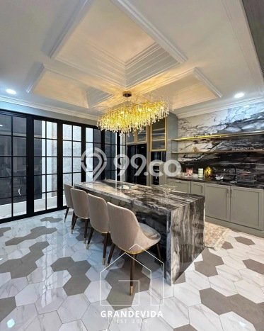 Rumah Mewah Siap Huni LT 276m2 di Kebayoran Baru, Jakarta Selatan Rumah Mewah Siap Huni LT 276m2 di Kebayoran Baru, Jakarta Selatan