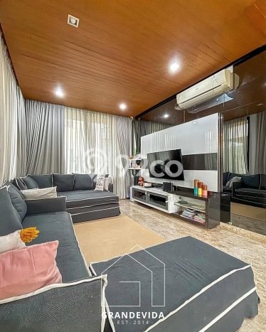 Ready to Use! Premium House LT 187m2 Desain Modern di Kemang Ready to Use! Premium House LT 187m2 Desain Modern di Kemang