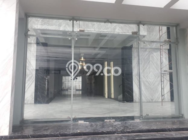 Unit Komersial Dijual di Kebon Jeruk Jakarta Barat Luas Tanah 1585m2, Luas Bangunan 2910m2 Unit Komersial Dijual di Kebon Jeruk Jakarta Barat Luas Tanah 1585m2, Luas Bangunan 2910m2