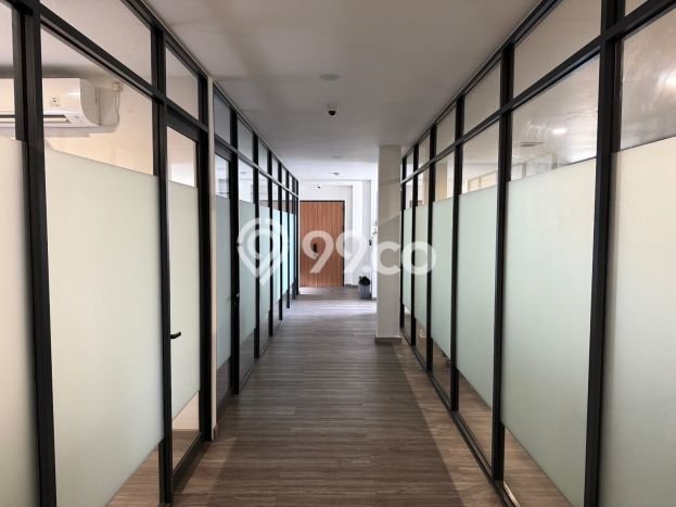Kost Dijual di Daan Mogot dengan 59 KT dan Luas 2050m2 Kost Dijual di Daan Mogot dengan 59 KT dan Luas 2050m2