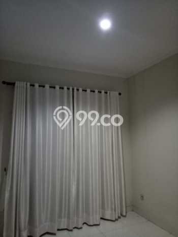 Disewakan! Rumah 4 Kamar Tidur &
3 Kamar Mandi di Bintaro, Tangerang Selatan Disewakan! Rumah 4 Kamar Tidur &
3 Kamar Mandi di Bintaro, Tangerang Selatan