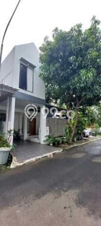 Rumah Mewah LB 150m2 Siap Huni Desain Elegan di Bintaro, Tangerang Selatan Rumah Mewah LB 150m2 Siap Huni Desain Elegan di Bintaro, Tangerang Selatan