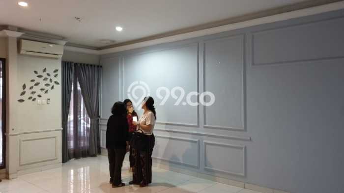 Disewakan! Rumah 4 Kamar Tidur &
3 Kamar Mandi di Bintaro, Tangerang Selatan Disewakan! Rumah 4 Kamar Tidur &
3 Kamar Mandi di Bintaro, Tangerang Selatan