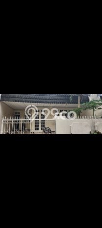 Rumah Luxury Modern Siap Huni di Bendungan Hilir Jakarta Pusat Rumah Luxury Modern Siap Huni di Bendungan Hilir Jakarta Pusat
