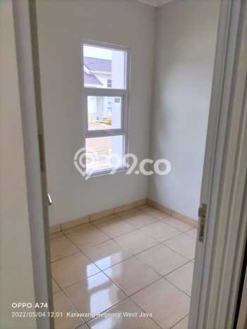 Rumah Modern Minimalis 2 KT Bisa Langsung Pindah di Karawang Timur Rumah Modern Minimalis 2 KT Bisa Langsung Pindah di Karawang Timur