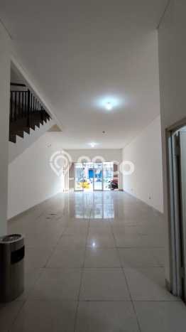 Ruko Disewa di Karawang Barat, Karawang, LT 75m2 / LB 225m2 Ruko Disewa di Karawang Barat, Karawang, LT 75m2 / LB 225m2