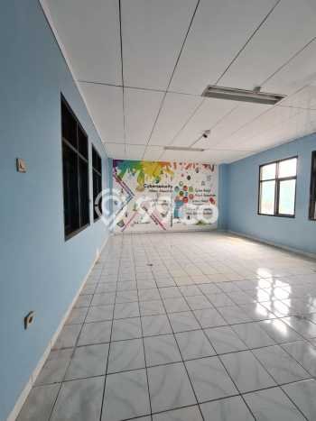 Ruko bagus disewakan di Karawang Barat Karawang dengan LB 1100m2 harga sewa terbaik Ruko bagus disewakan di Karawang Barat Karawang dengan LB 1100m2 harga sewa terbaik