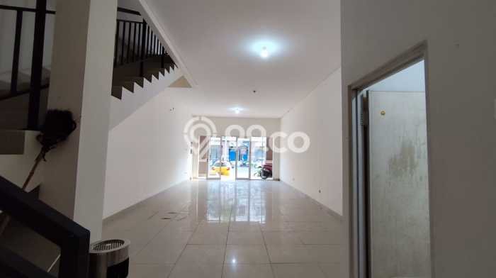 Ruko Disewa di Karawang Barat, Karawang, LT 75m2 / LB 225m2 Ruko Disewa di Karawang Barat, Karawang, LT 75m2 / LB 225m2