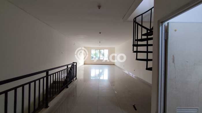 Ruko Disewa di Karawang Barat, Karawang, LT 75m2 / LB 225m2 Ruko Disewa di Karawang Barat, Karawang, LT 75m2 / LB 225m2