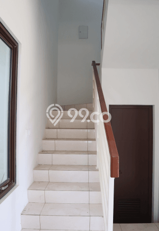 Lokasi strategis! Rumah siap pakai disewakan di Karawang Timur LB 81m2 Lokasi strategis! Rumah siap pakai disewakan di Karawang Timur LB 81m2