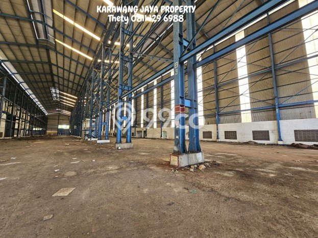 Pabrik Dijual di Karawang Timur Karawang dengan Luas Bangunan 11000m2 Pabrik Dijual di Karawang Timur Karawang dengan Luas Bangunan 11000m2