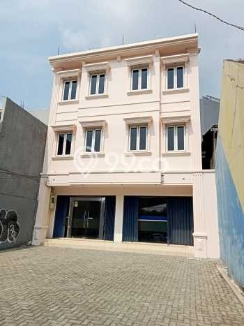 Ruko Dijual Lokasi Stratagis di Kebayoran Baru Jakarta Selatan Cocok untuk Investasi Ruko Dijual Lokasi Stratagis di Kebayoran Baru Jakarta Selatan Cocok untuk Investasi
