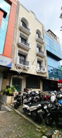 Unit Ruko Strategis di Kebayoran Baru, Jakarta Selatan Potensi Cuan Besar Unit Ruko Strategis di Kebayoran Baru, Jakarta Selatan Potensi Cuan Besar