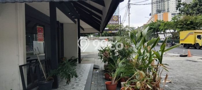 FOR RENT! Ruko di Thamrin Cocok untuk Bisnis 500m2 FOR RENT! Ruko di Thamrin Cocok untuk Bisnis 500m2