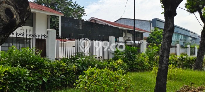 Kantor Dijual di Palmerah LT 2180m2, LB 1262m2 untuk Investasi Kantor Dijual di Palmerah LT 2180m2, LB 1262m2 untuk Investasi