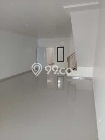Disewakan Ruko di Mampang Prapatan Jakarta Selatan LT 131m2, LB 279m2 Disewakan Ruko di Mampang Prapatan Jakarta Selatan LT 131m2, LB 279m2