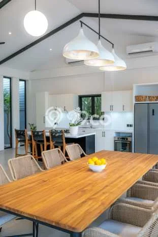 Miliki segera Vila di , Dimensi 800m2m², Akses ke transportasi Miliki segera Vila di , Dimensi 800m2m², Akses ke transportasi
