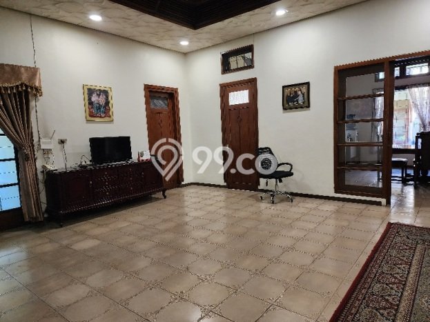 Jual Rumah Luas Elegan Dengan View Eksklusif di Sayap Dago, Bandung Jual Rumah Luas Elegan Dengan View Eksklusif di Sayap Dago, Bandung