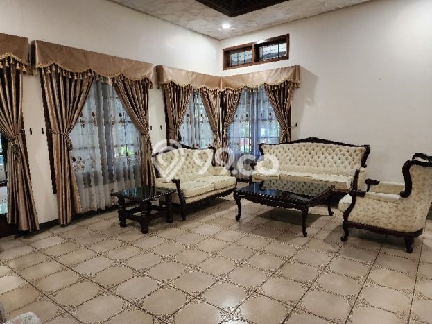 Jual Rumah Luas Elegan Dengan View Eksklusif di Sayap Dago, Bandung Jual Rumah Luas Elegan Dengan View Eksklusif di Sayap Dago, Bandung