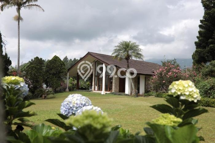 Vila di , Dimensi 5800m2m², Dekat ke beragam fasilitas umum Vila di , Dimensi 5800m2m², Dekat ke beragam fasilitas umum