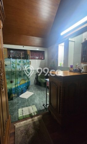 Rumah Mewah LB 307m2 Siap Pakai Desain Elegan di Sayap Dago, Bandung Rumah Mewah LB 307m2 Siap Pakai Desain Elegan di Sayap Dago, Bandung