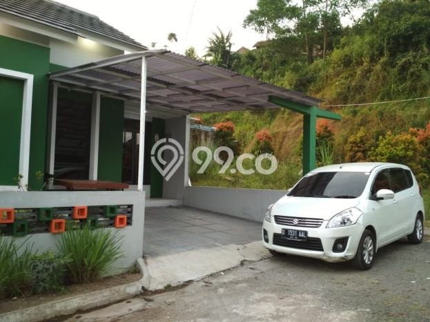 Rumah Modern 2 KT di Cihanjuang Bandung Unfurnished Rumah Modern 2 KT di Cihanjuang Bandung Unfurnished