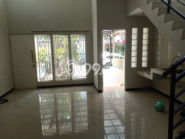 Jual Rumah Strategis Bagus Punya 3 KT di Menganti Gresik SHM Jual Rumah Strategis Bagus Punya 3 KT di Menganti Gresik SHM