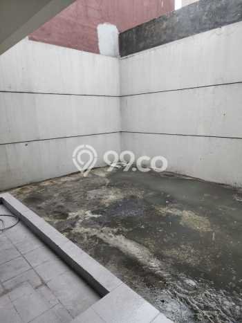 For Sale Hunian Rumah Terawat 3 KT di Kebraon, Surabaya For Sale Hunian Rumah Terawat 3 KT di Kebraon, Surabaya