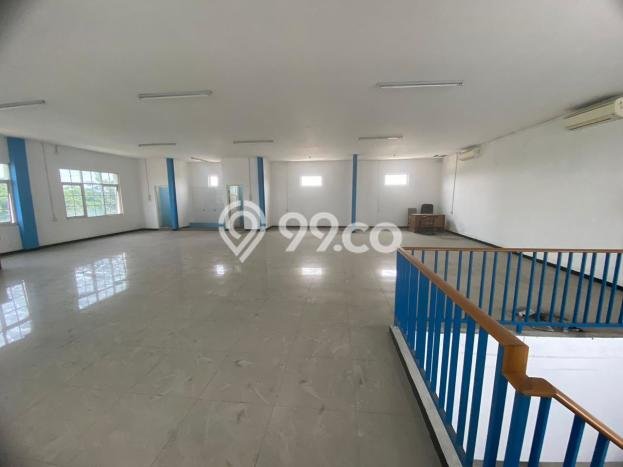 Gudang Bagus Dijual LB 1600m2 Lokasi Strategis Surabaya Area Cocok untuk Bisnis Gudang Bagus Dijual LB 1600m2 Lokasi Strategis Surabaya Area Cocok untuk Bisnis