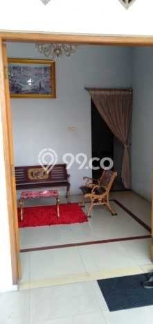 Rumah Mewah LB 311m2 Siap Pakai Desain Elegan di Jemursari, Surabaya Rumah Mewah LB 311m2 Siap Pakai Desain Elegan di Jemursari, Surabaya