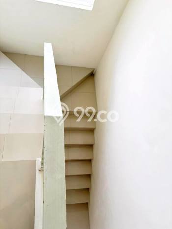 For Sale Rumah 4 Kamar Lokasi Ideal Bagus dan Strategis di Lakarsantri For Sale Rumah 4 Kamar Lokasi Ideal Bagus dan Strategis di Lakarsantri
