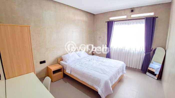 Disewakan Rumah Murah di Jimbaran Badung dengan 4 Kamar Tidur Disewakan Rumah Murah di Jimbaran Badung dengan 4 Kamar Tidur