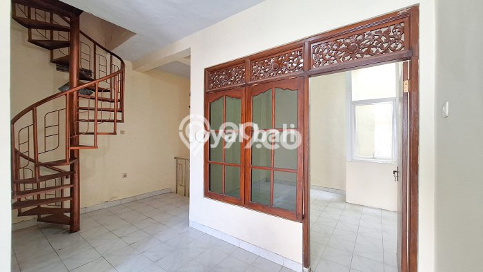 Jual Rumah Minimalis Bagus Punya 6 KT di Kuta Badung SHM Jual Rumah Minimalis Bagus Punya 6 KT di Kuta Badung SHM