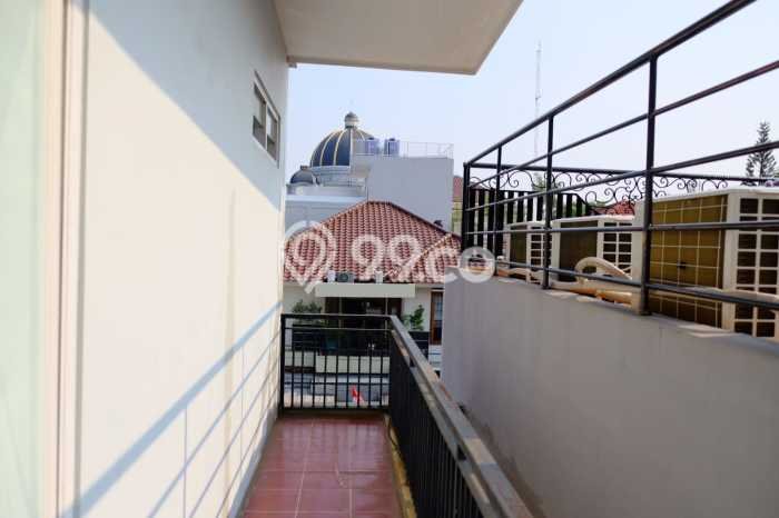 Hunian Eksklusif Siap Huni LT 153m2 di Kelapa Gading, Jakarta Utara Hunian Eksklusif Siap Huni LT 153m2 di Kelapa Gading, Jakarta Utara
