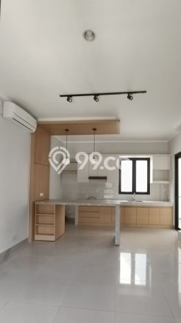 Dijual Hunian Rumah Terawat 3 Kamar di Summarecon Crown Gading, Bekasi Dijual Hunian Rumah Terawat 3 Kamar di Summarecon Crown Gading, Bekasi