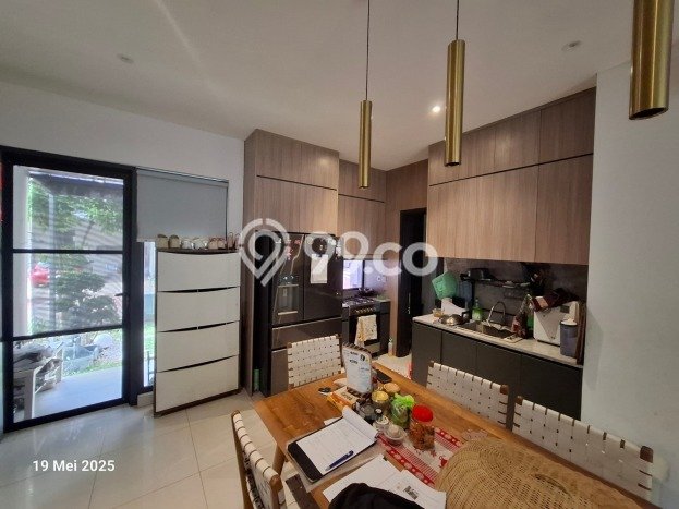 Dijual Rumah Premium dengan Fasilitas Sekitar Komplit di Cakung, Jakarta Timur Dijual Rumah Premium dengan Fasilitas Sekitar Komplit di Cakung, Jakarta Timur