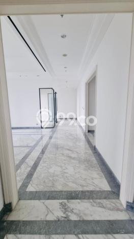 Apartemen Strategis 3 Kamar di Kebayoran Baru, Luas 351m2 Disewakan Apartemen Strategis 3 Kamar di Kebayoran Baru, Luas 351m2 Disewakan