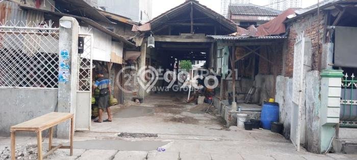Best Deal Hunian Premium Ideal dan Luas di Tambora, Jakarta Barat Best Deal Hunian Premium Ideal dan Luas di Tambora, Jakarta Barat
