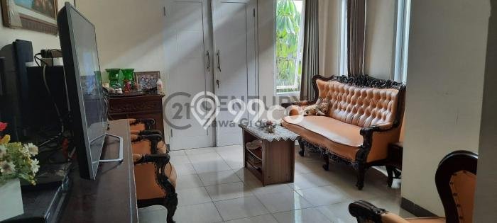 Ready to Use! Luxury House LT 145m2 Desain Elegan di Pondok Indah Ready to Use! Luxury House LT 145m2 Desain Elegan di Pondok Indah