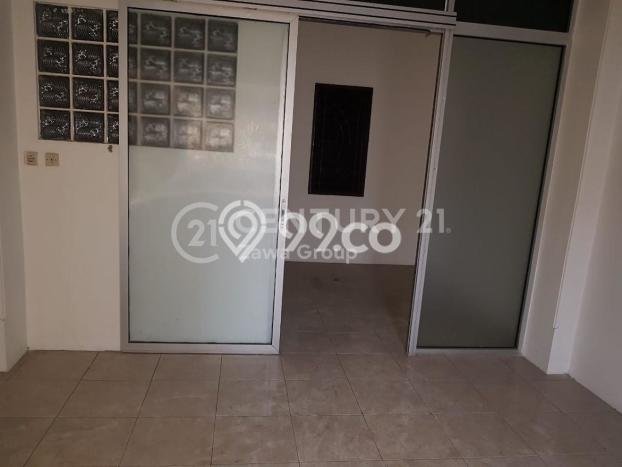 Rumah Mewah LB 220m2 Siap Pakai Desain Elegan di Jelambar, Jakarta Barat Rumah Mewah LB 220m2 Siap Pakai Desain Elegan di Jelambar, Jakarta Barat