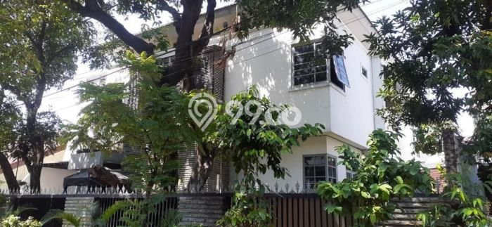 Rumah Asri dengan Luas Tanah 594m2m² di Lokasi Cempaka Putih, Jakarta Pusat Rumah Asri dengan Luas Tanah 594m2m² di Lokasi Cempaka Putih, Jakarta Pusat